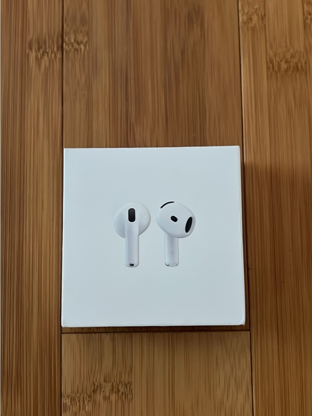 New Apple AirPods 4